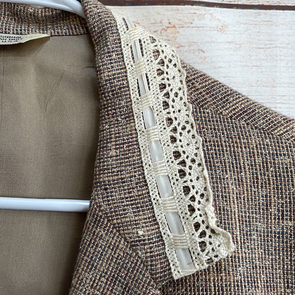 VINTAGE BOHO COTTAGE CORE UPCYCLED TWEED BLAZER - Picture 6 of 12